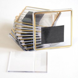 Акриловый магнит на холодильник, квадратный, размер: 65х65 мм, бесцветный с золотистой рамочкой