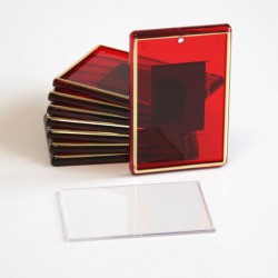Магнит акриловый под полиграфическую вставку, прямоугольный, красный, рамочка с золотым тиснением, 52х77 мм